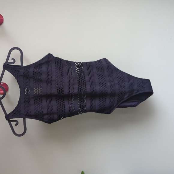 Bleu Rod Beattie. Sheer Thing Scoop Neck. Black One-Piece. Size 4. - Picture 2 of 6